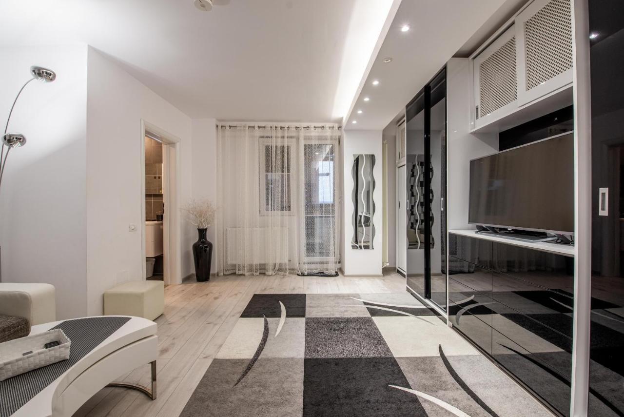 Studio Residence Militari M2 Bukarest Exterior foto